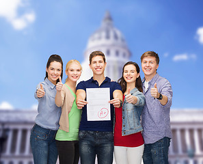 Image showing group of students showing test and thumbs up