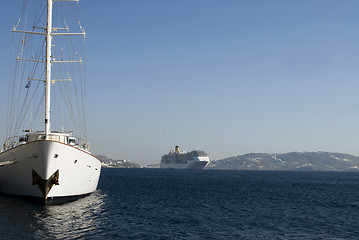Image showing yacht and cruise ship