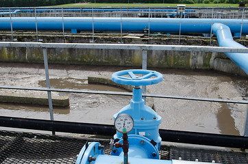 Image showing stopcock pipes oxygen blow dirty bubble water 