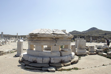 Image showing agora columns dome  delos greece