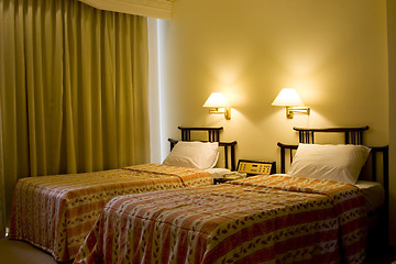 Image showing Two single bed in a hotel suite room

