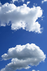 Image showing White clouds in the sky