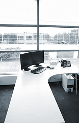 Image showing office desk