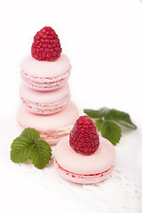 Image showing Macaroons with raspberry