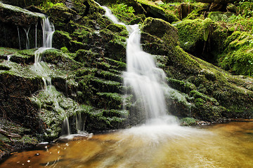 Image showing Waterfall from ravine