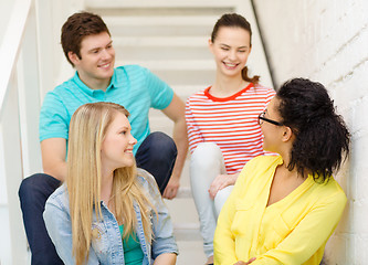 Image showing smiling teenagers hanging out