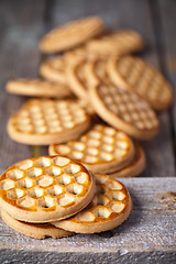 Image showing fresh honey cookies 