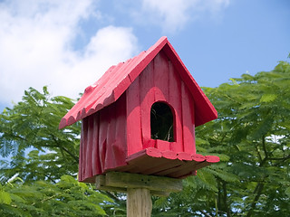 Image showing Red birdhouse