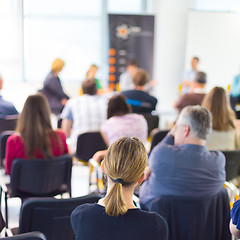 Image showing Round table discussion at Business convention.