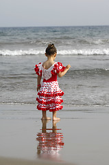 Image showing Child and ocean
