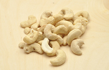 Image showing Detailed and colorful image of cashew nut