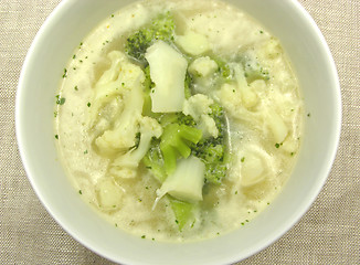 Image showing Soup with cauliflower and broccoli in a bowl of chinaware