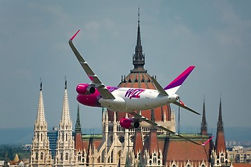 Image showing Airplane low pass in Budapest