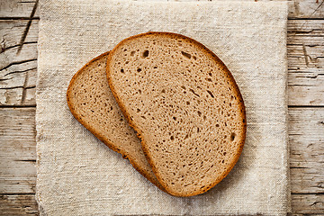 Image showing slices in rye bread 