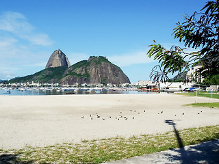 Image showing Sugarloaf Mountain in Guanabara Bay