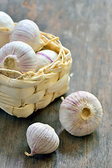 Image showing garlic bulbs