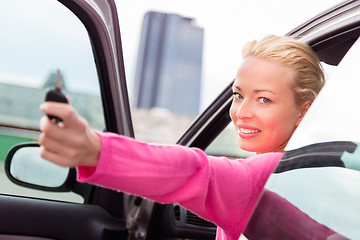 Image showing Woman driver showing car keys.