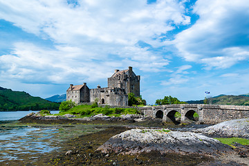 Image showing Famous Eilean Donan Castle in the highlands of Scotland