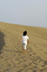 Image showing child in desert
