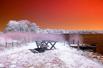 Image showing Picnic table