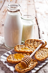 Image showing crackers, milk and honey 