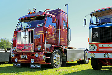 Image showing Dark Red Volvo F88 Show Truck