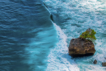 Image showing Surf waves and turqoise water