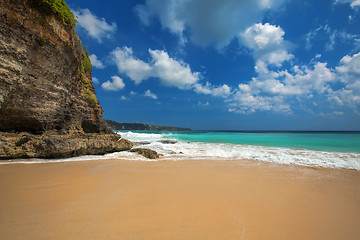 Image showing Surf waves and turqoise water