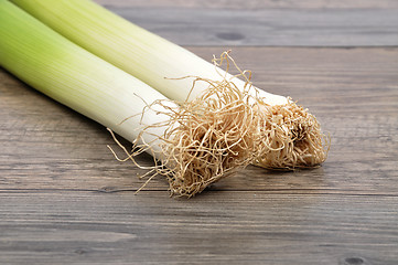 Image showing Leek on wood