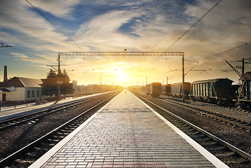 Image showing Boxcar on the station