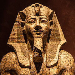 Image showing Pharaoh statue