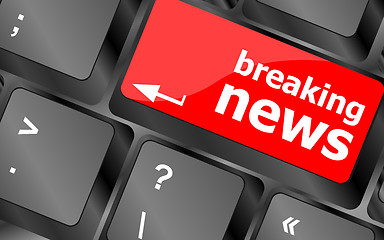 Image showing breaking news button on computer keyboard pc key