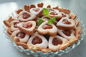 Image showing  cookies hearts with sweet filling