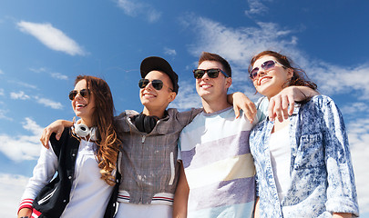 Image showing group of teenagers outside