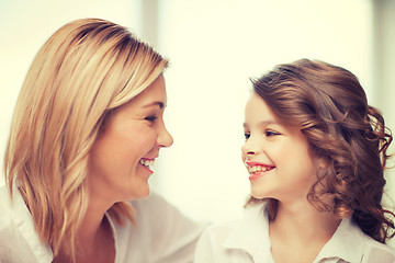 Image showing mother and daughter