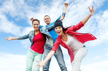 Image showing group of teenagers dancing