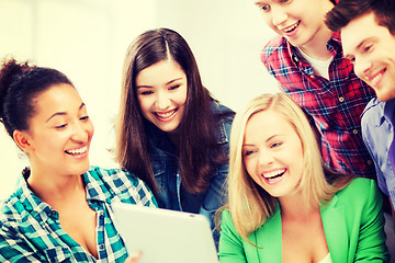 Image showing students looking at tablet pc in lecture at school