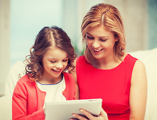 Image showing mother and daughter