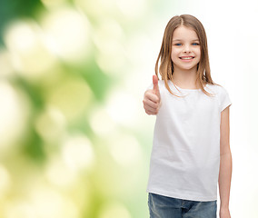 Image showing girl in blank white t-shirt showing thumbs up