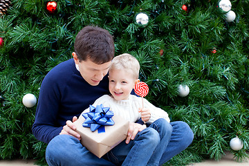 Image showing family at christmas