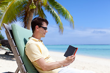 Image showing man reading