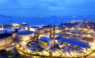 Image showing Glow light of petrochemical industry