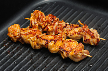 Image showing chicken shish kebab on skewers