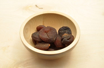 Image showing Detailed and colorful image of dried apricots