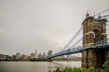 Image showing Cincinnati skyline and historic John A. Roebling suspension brid