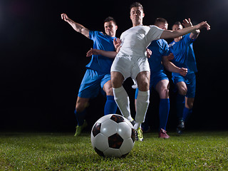 Image showing soccer players duel