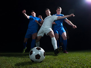 Image showing soccer players duel