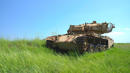 Image showing Rusty heavy tank near the Israeli Syrian border