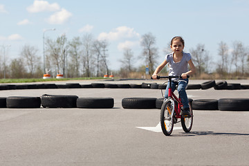 Image showing Go bike racing