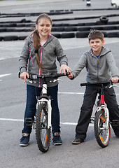 Image showing Children on bikes